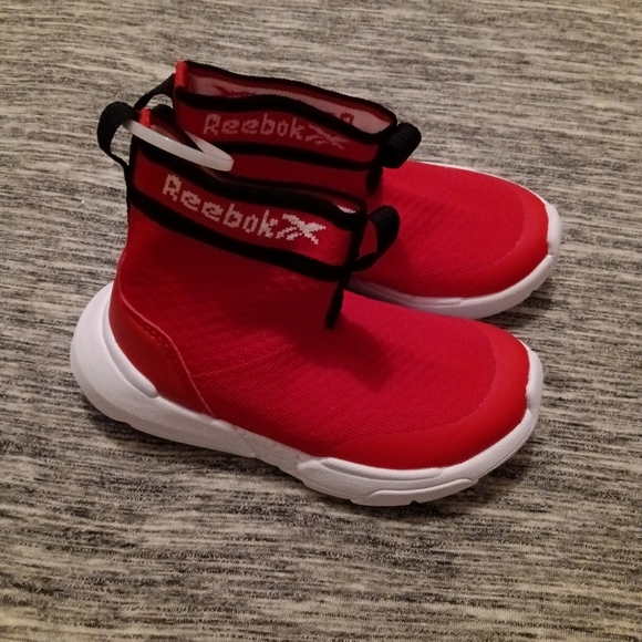 🆕 Reebok | Kids Red Pull On Sock Liner Sneakers Size 8 - Picture 12 of 12